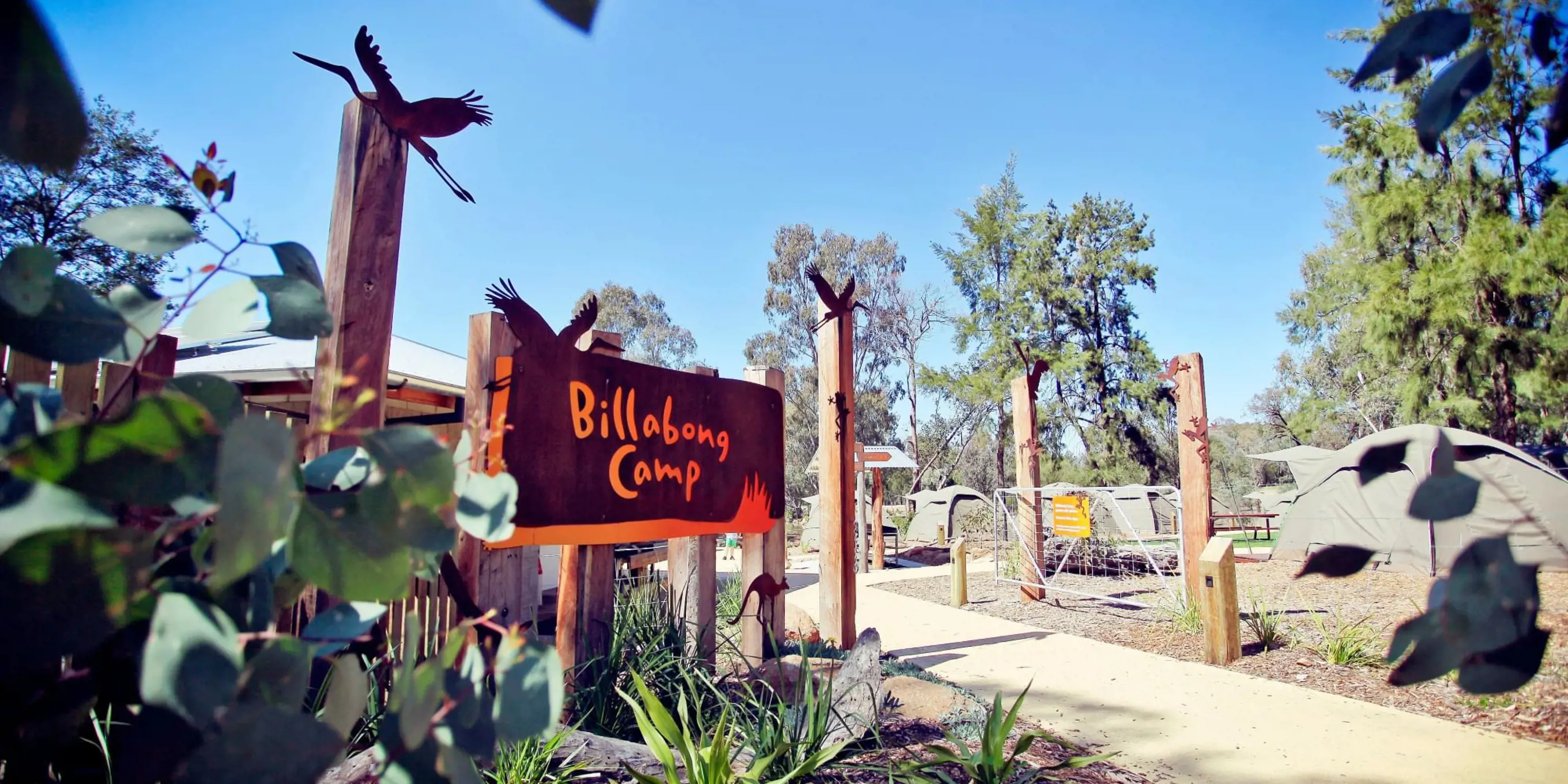Entrance sign of Billabong Campsite at Taronga Western Plains Zoo
