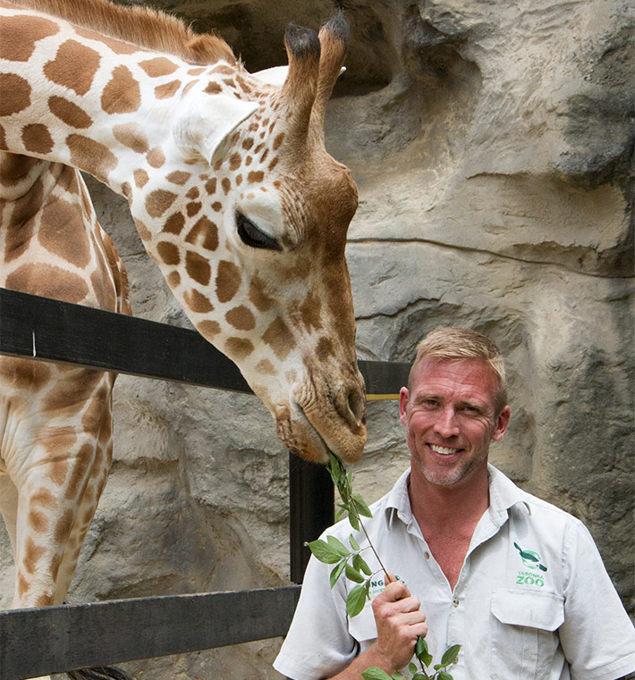 Taronga Keeper Jimmy Sanders